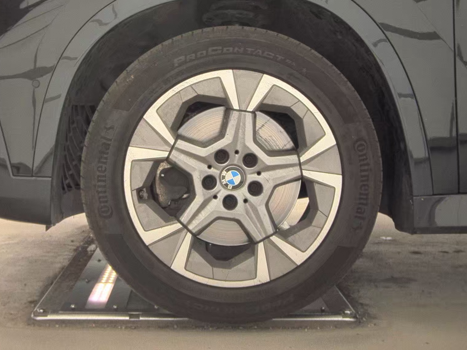 2025 BMW X1 xDrive28i AWD