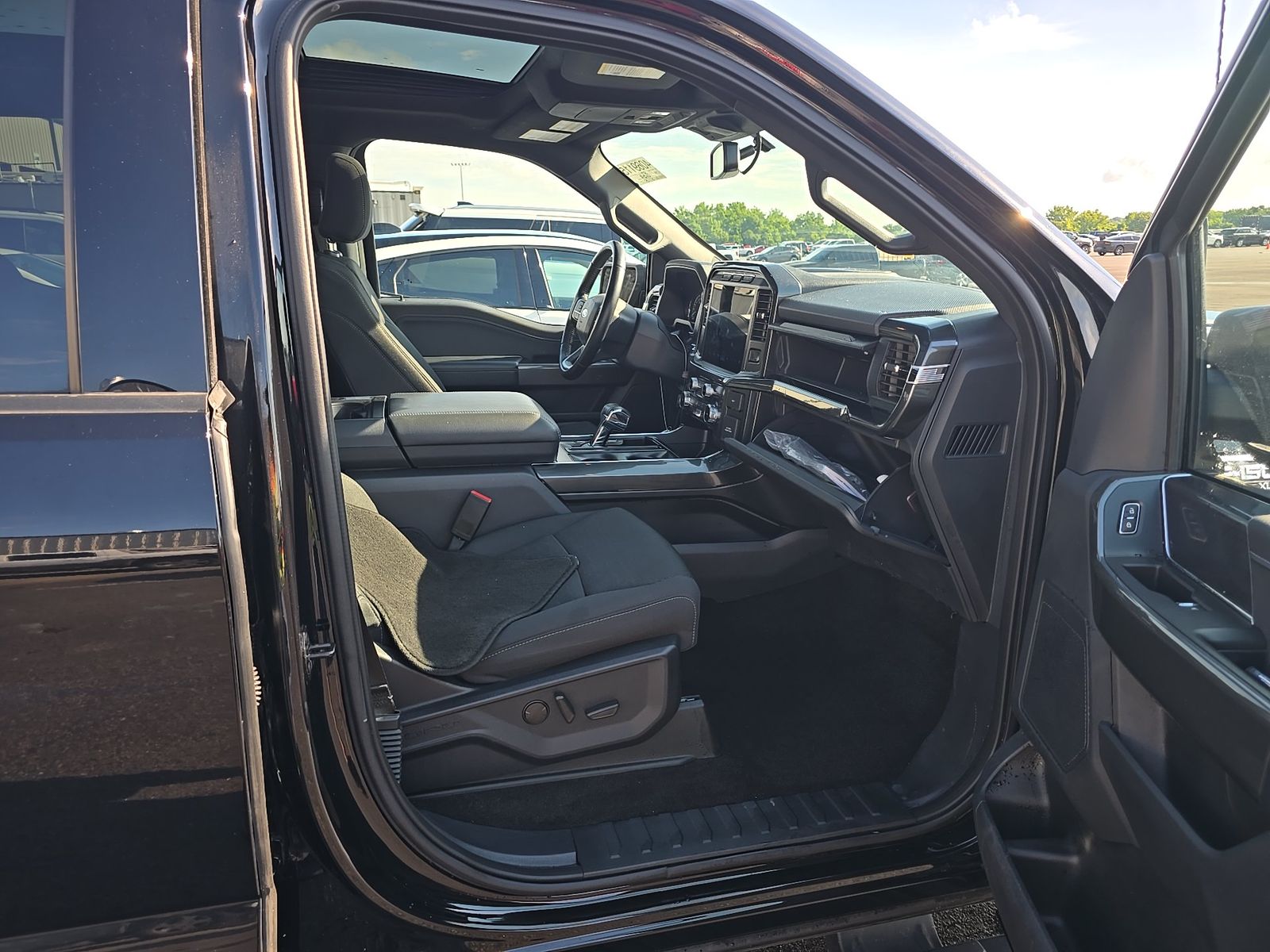 2022 Ford F-150 XLT AWD
