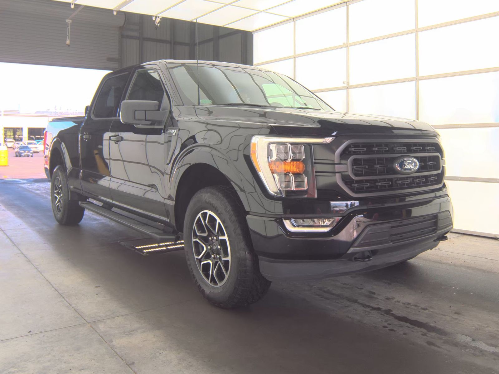 2022 Ford F-150 XLT AWD