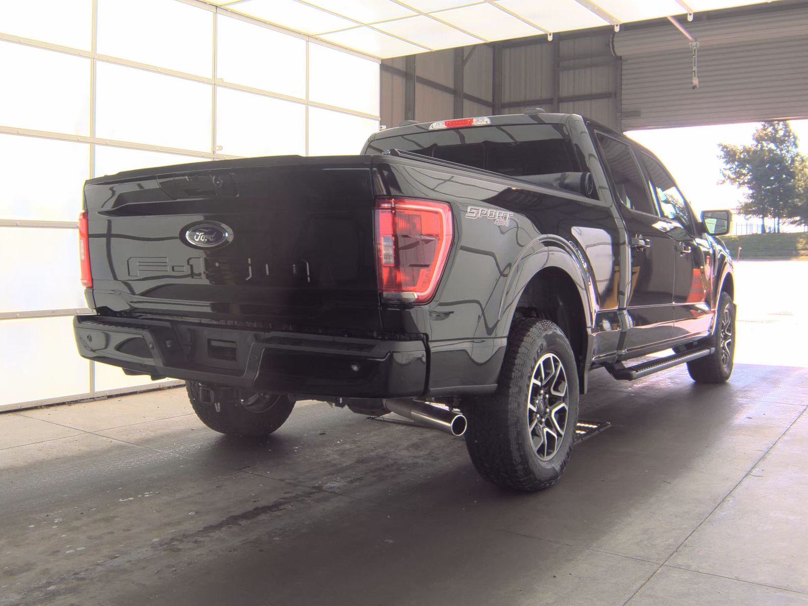 2022 Ford F-150 XLT AWD