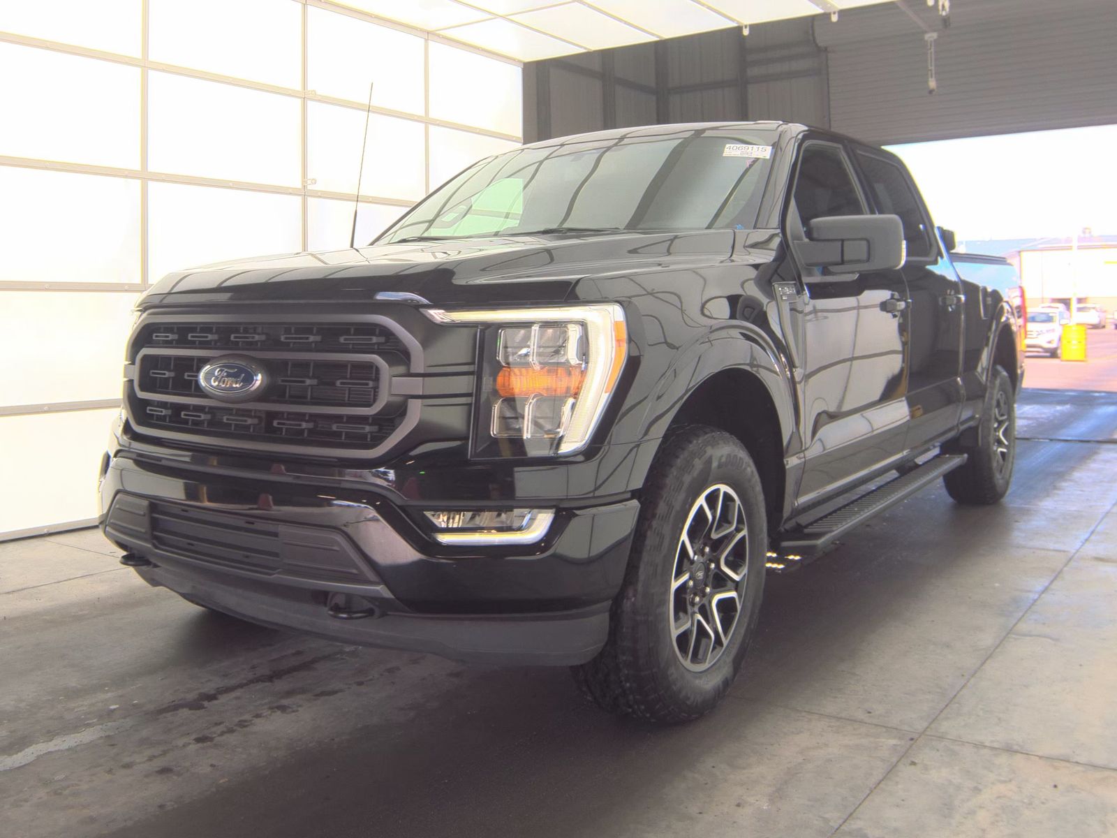 2022 Ford F-150 XLT AWD