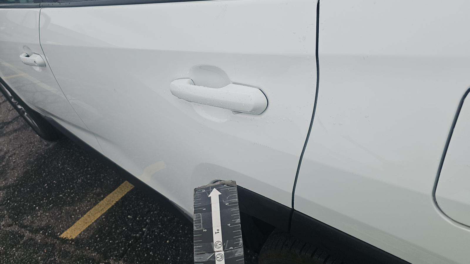 2025 Toyota RAV4 XLE FWD