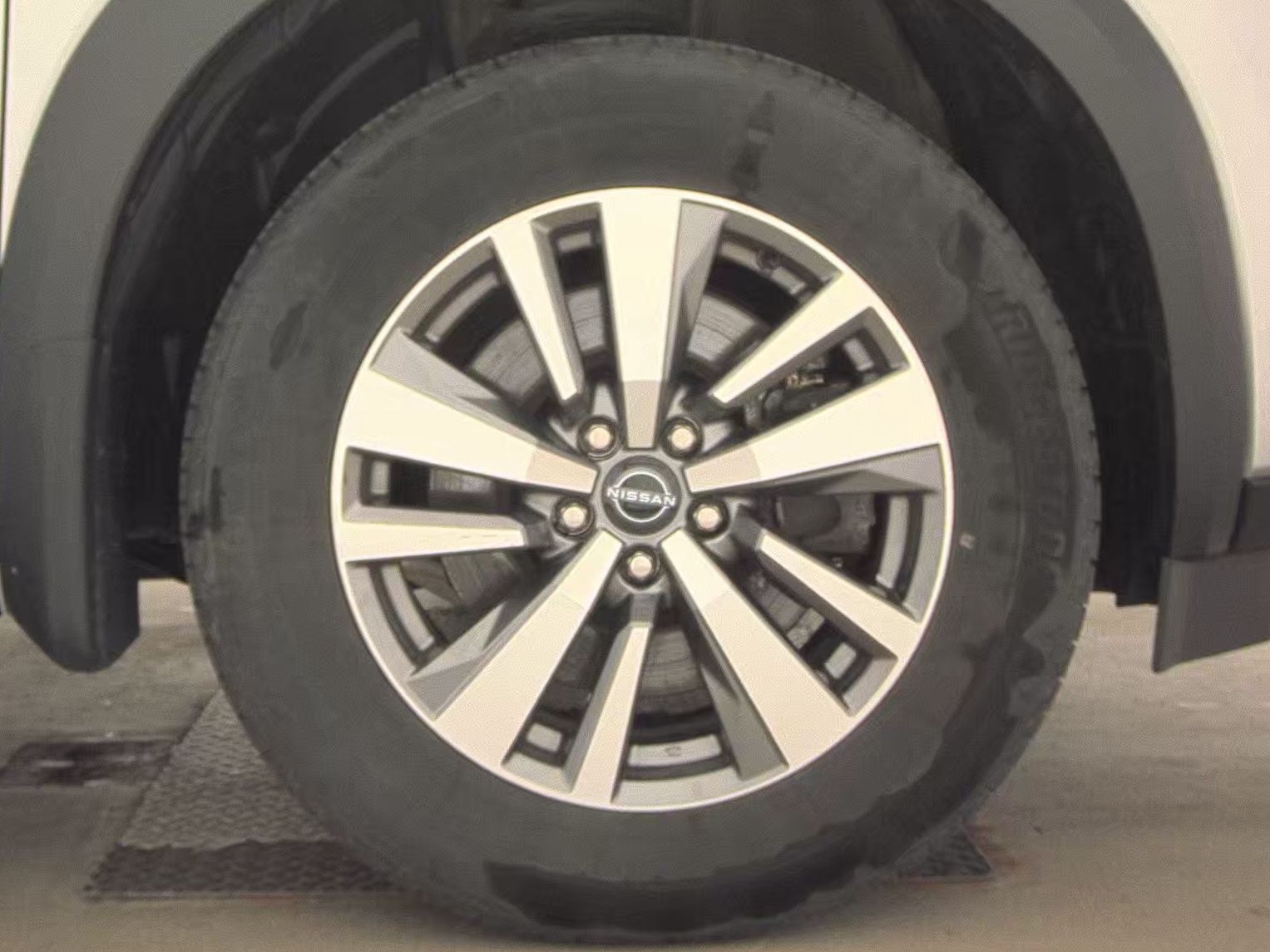 2023 Nissan Pathfinder SL AWD