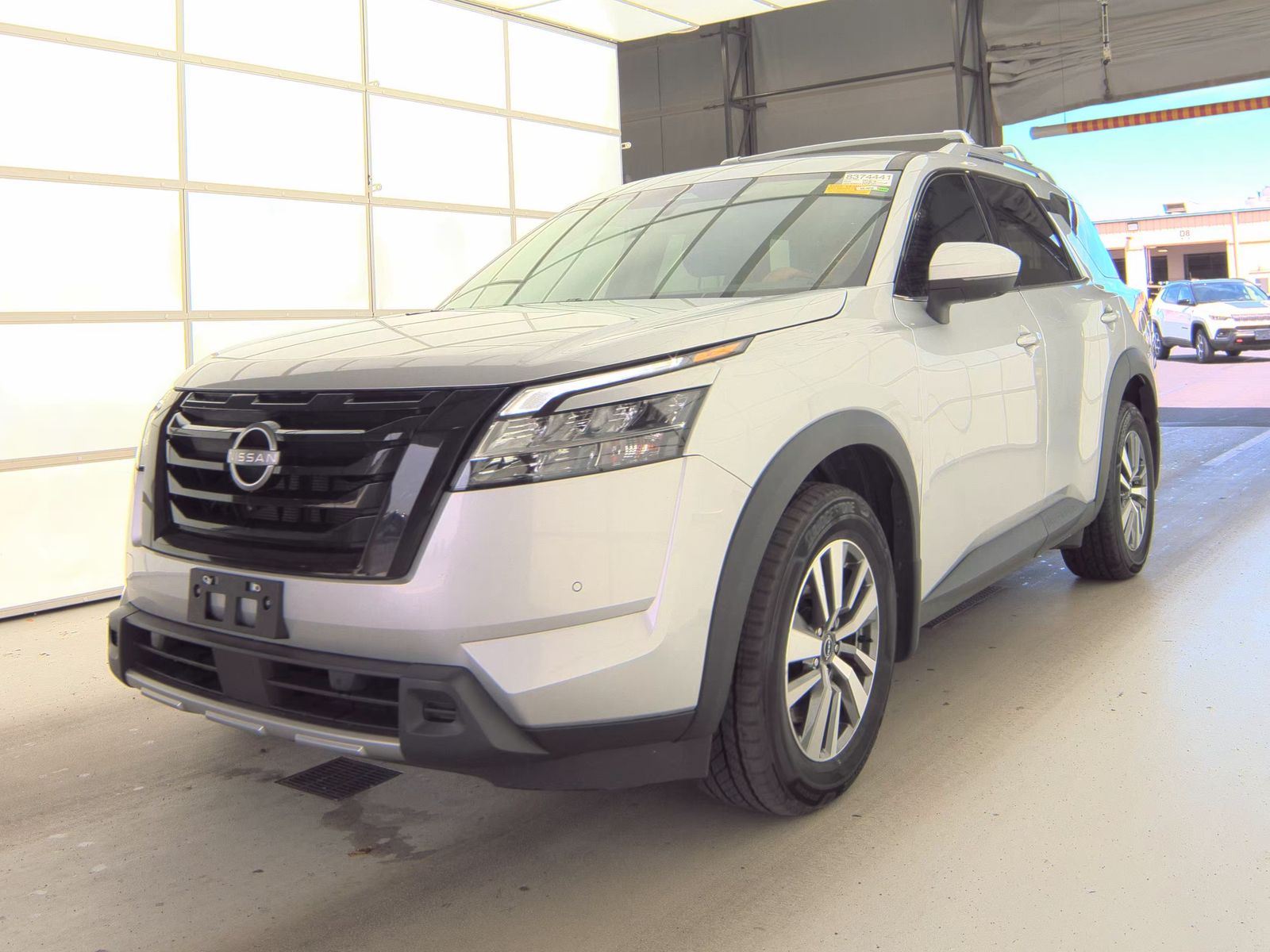 2023 Nissan Pathfinder SL AWD