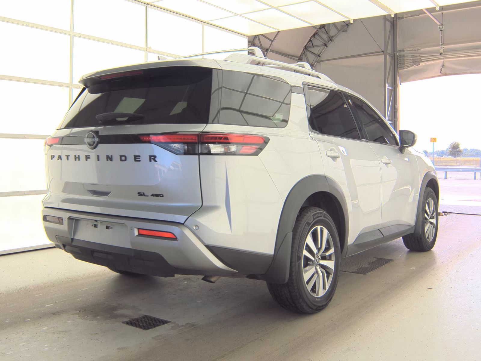 2023 Nissan Pathfinder SL AWD