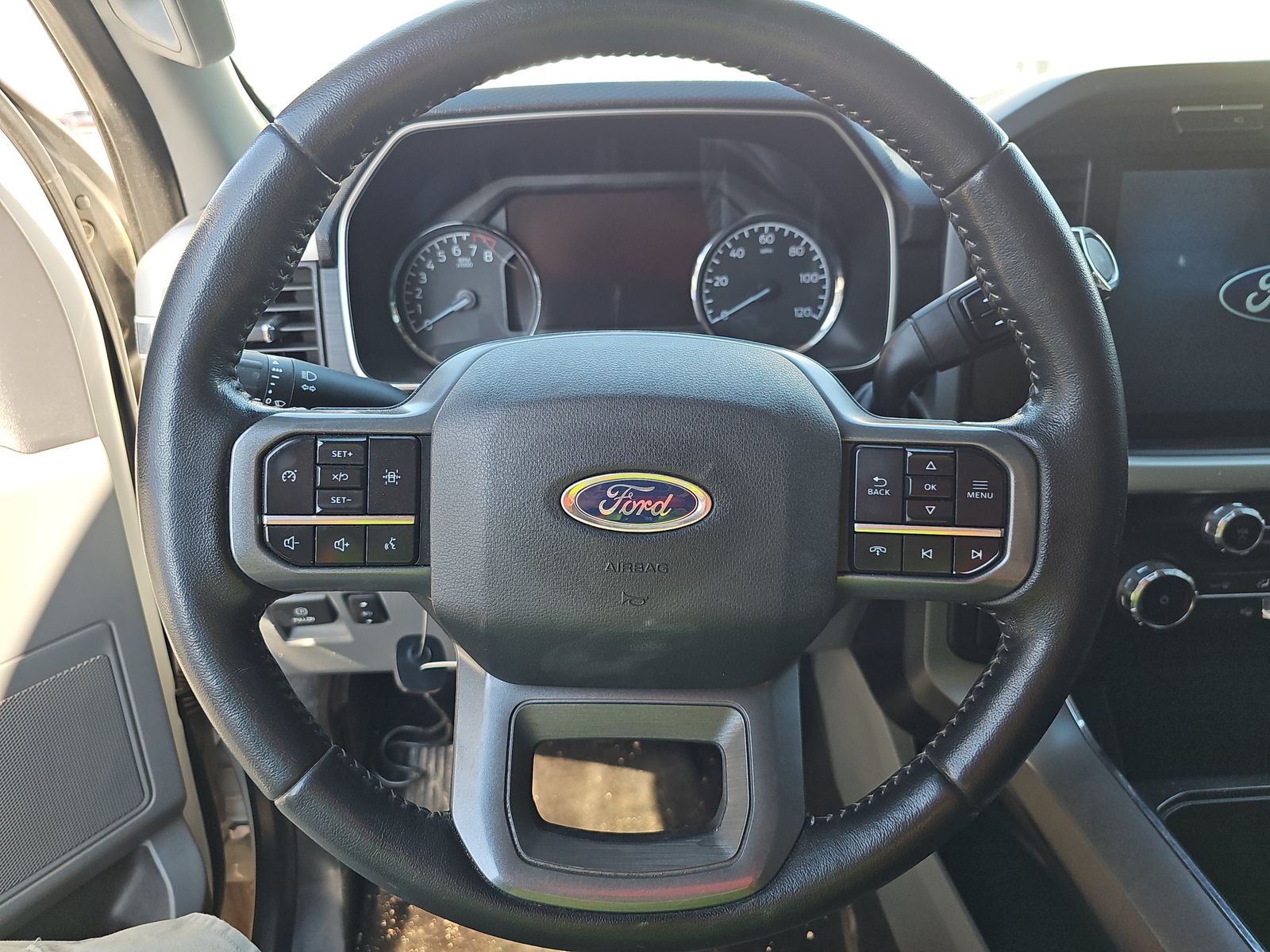 2022 Ford F-150 XLT AWD