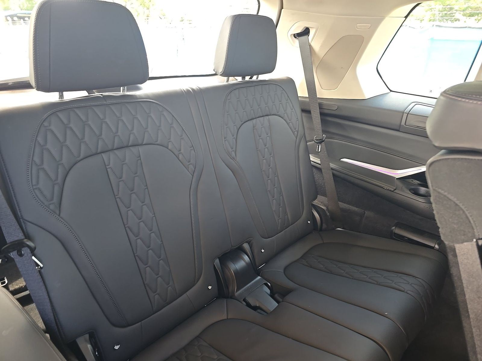 2025 BMW X7 xDrive40i AWD