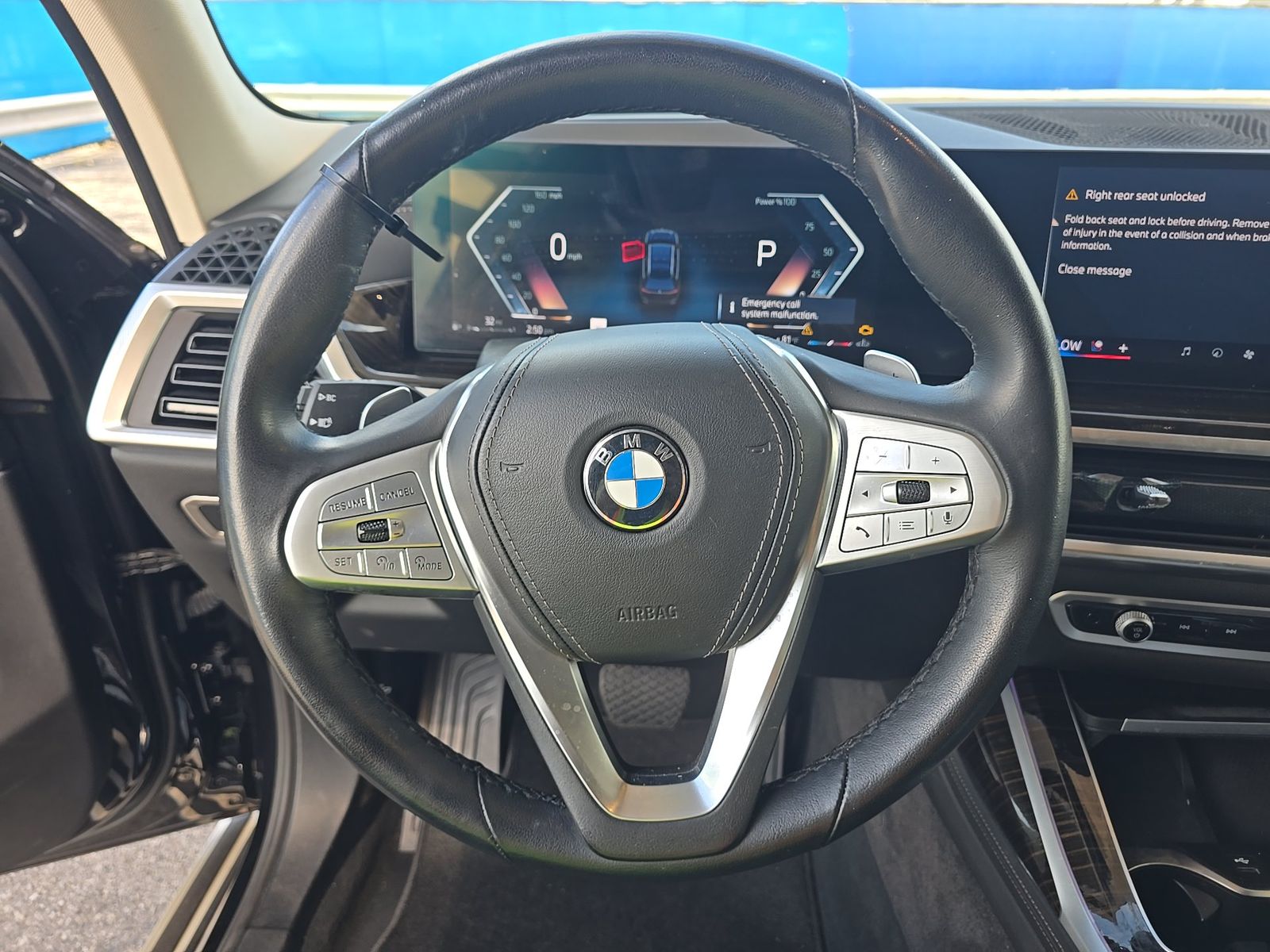 2025 BMW X7 xDrive40i AWD