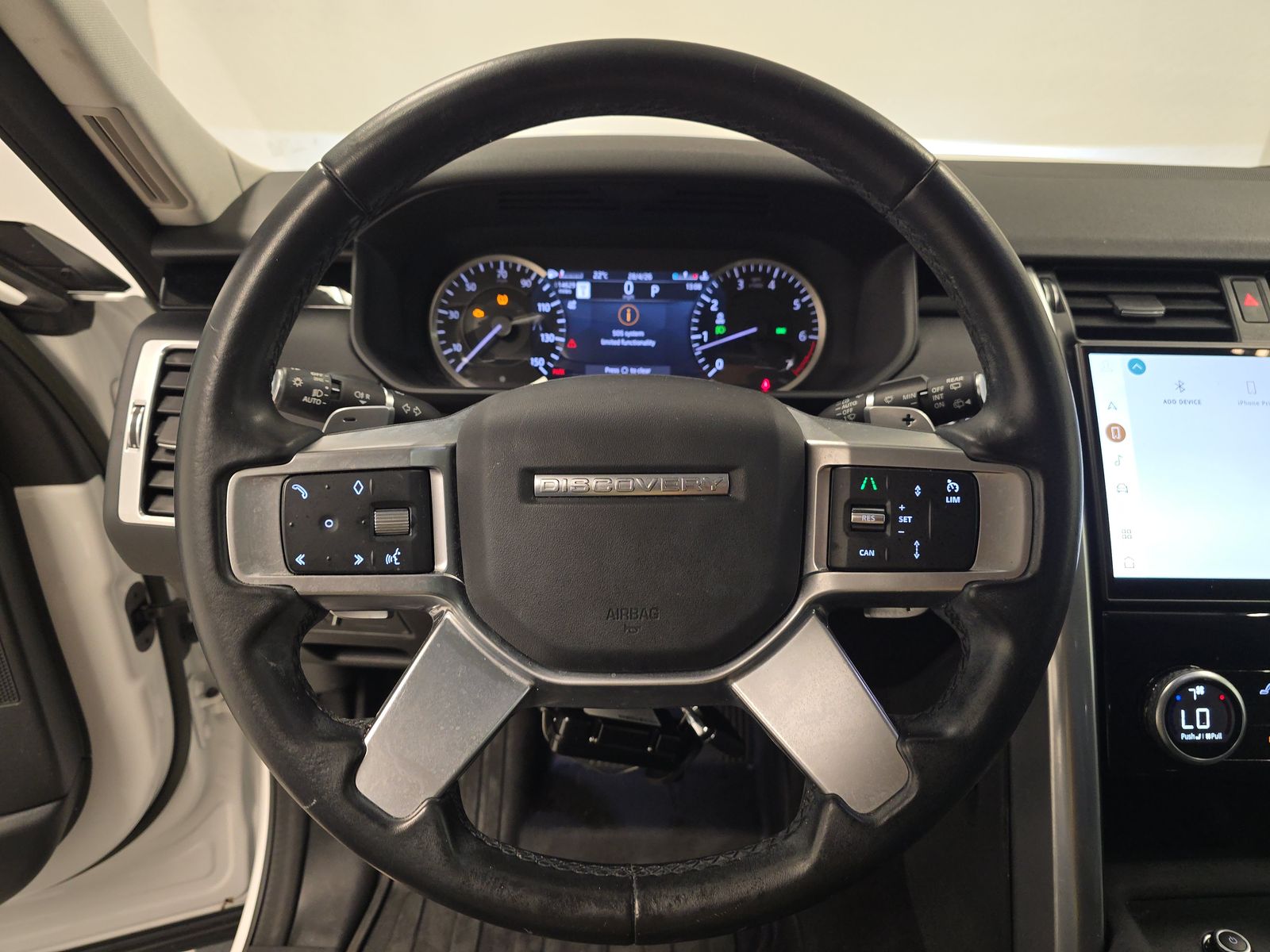 2023 Land Rover Discovery S FWD