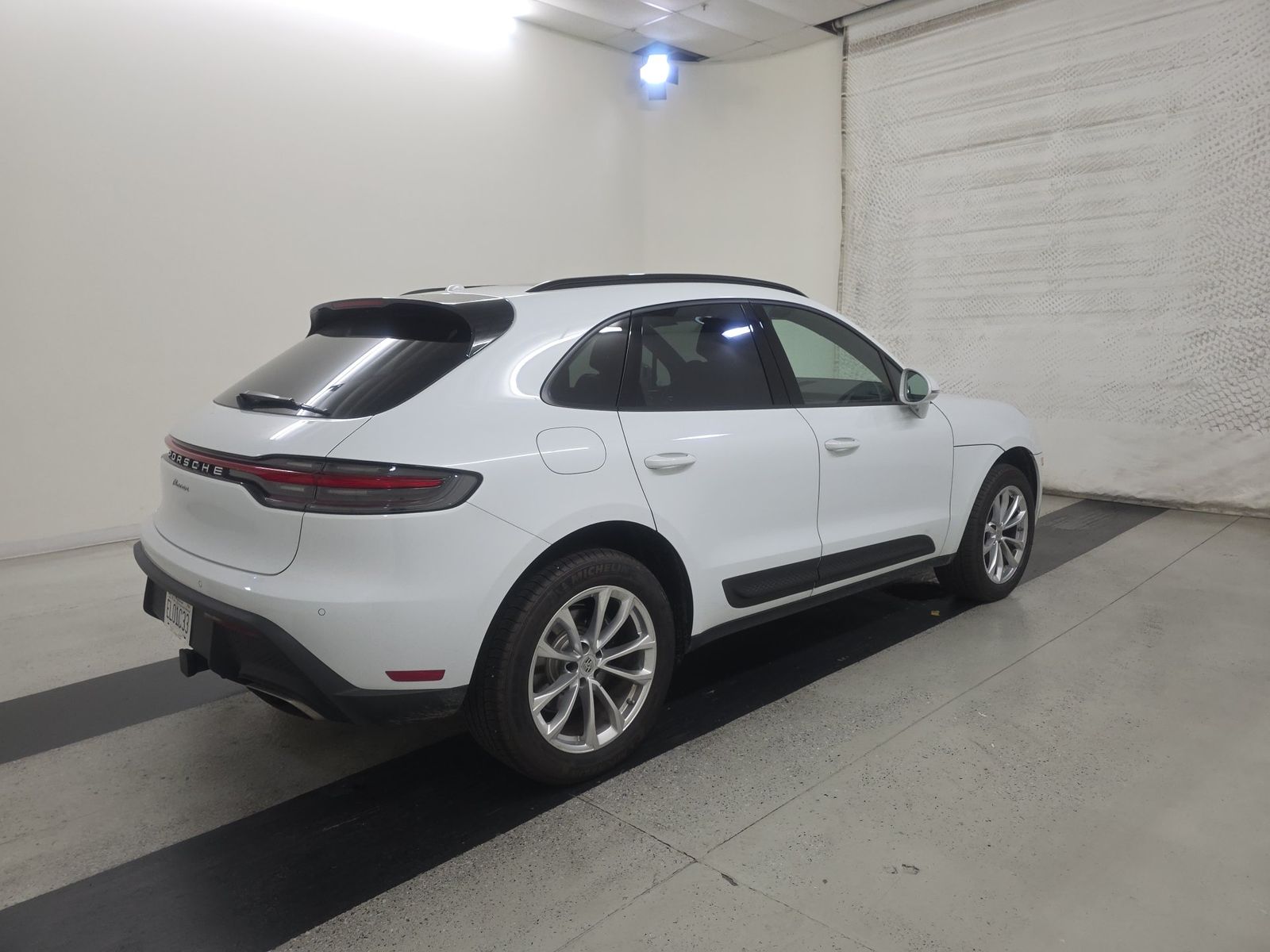 2026 Porsche Macan Base AWD