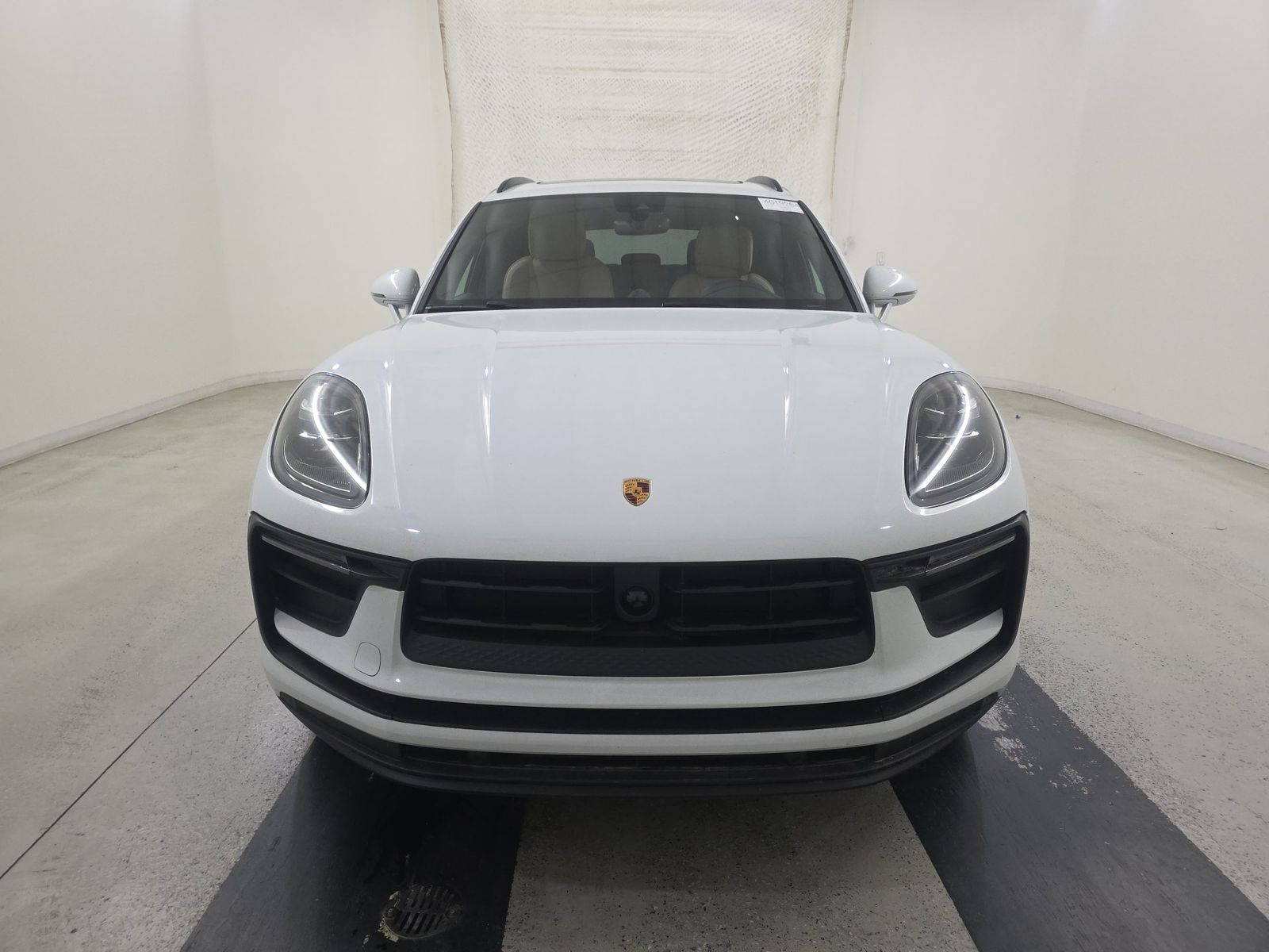 2026 Porsche Macan Base AWD