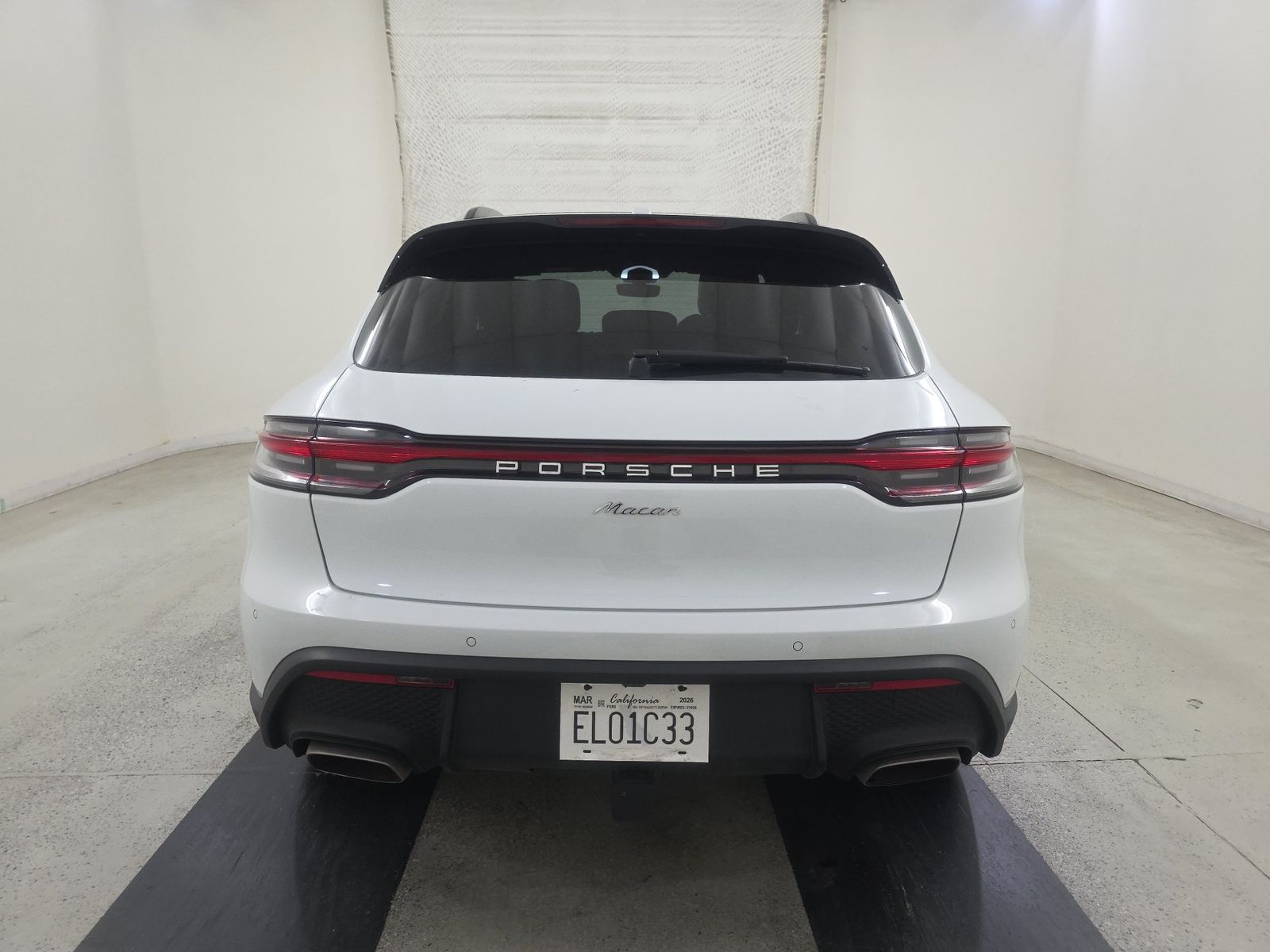 2026 Porsche Macan Base AWD