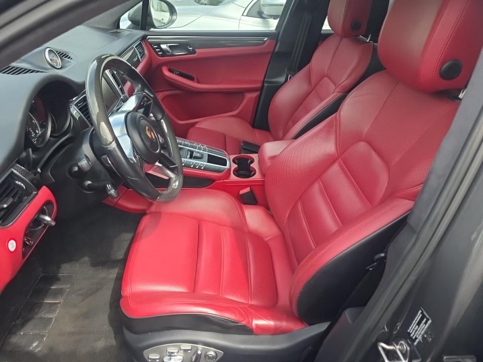 2015 Porsche Macan Turbo AWD