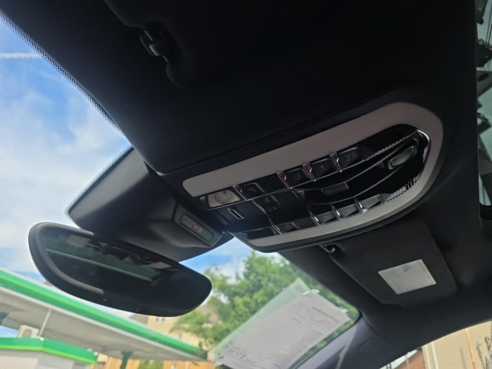 2015 Porsche Macan Turbo AWD