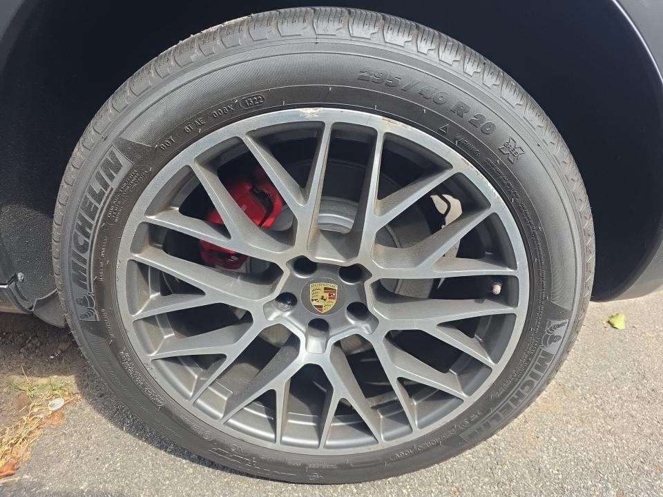 2015 Porsche Macan Turbo AWD