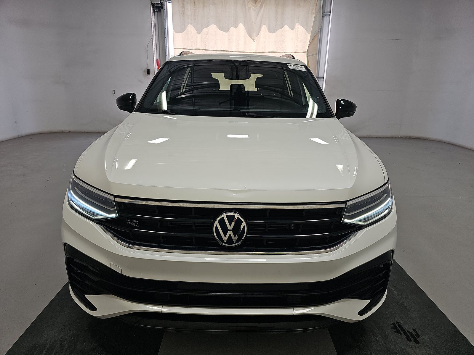2023 Volkswagen Tiguan 2.0T SE R-Line Black AWD