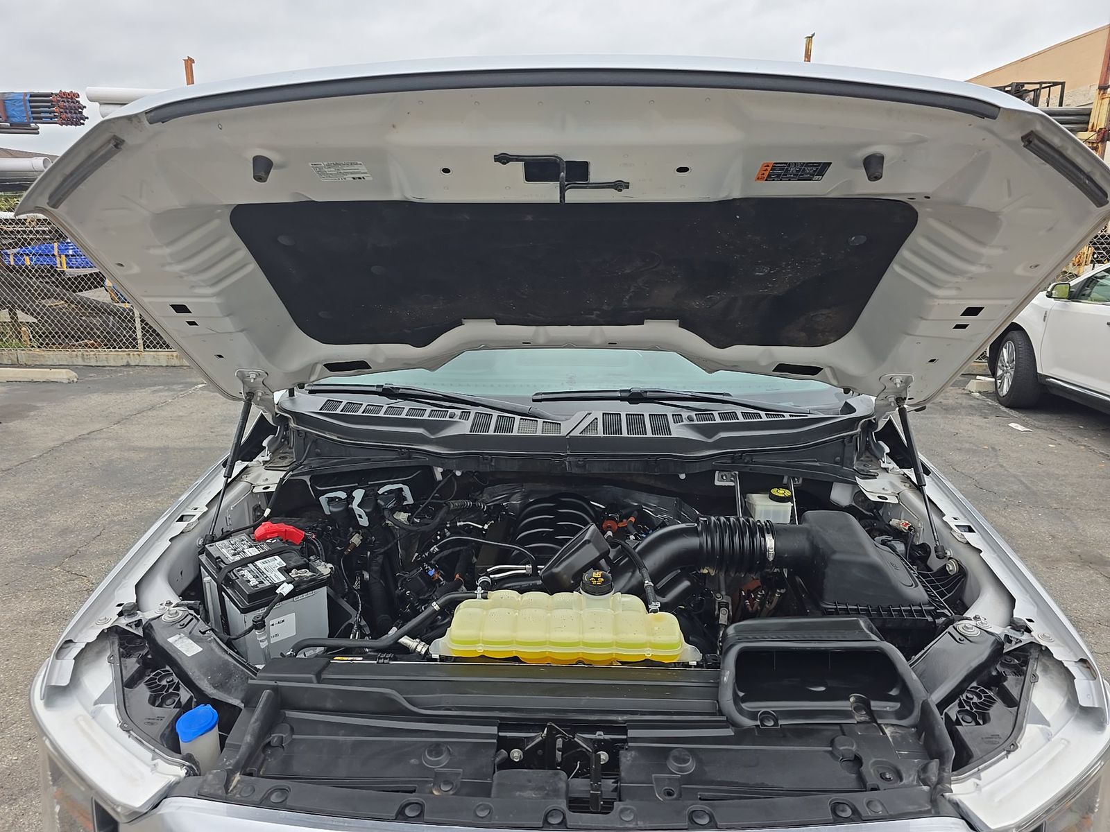 2023 Ford F-150 Platinum AWD