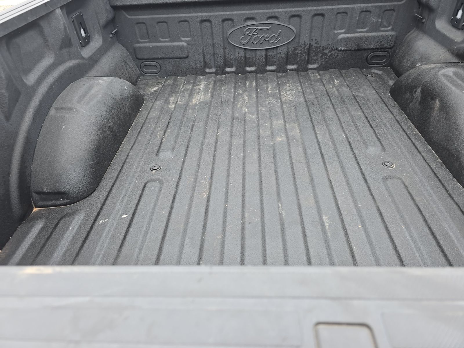 2023 Ford F-150 Platinum AWD