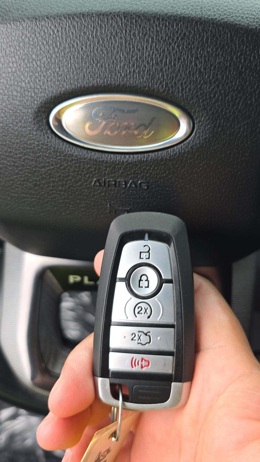 2023 Ford F-150 Platinum AWD