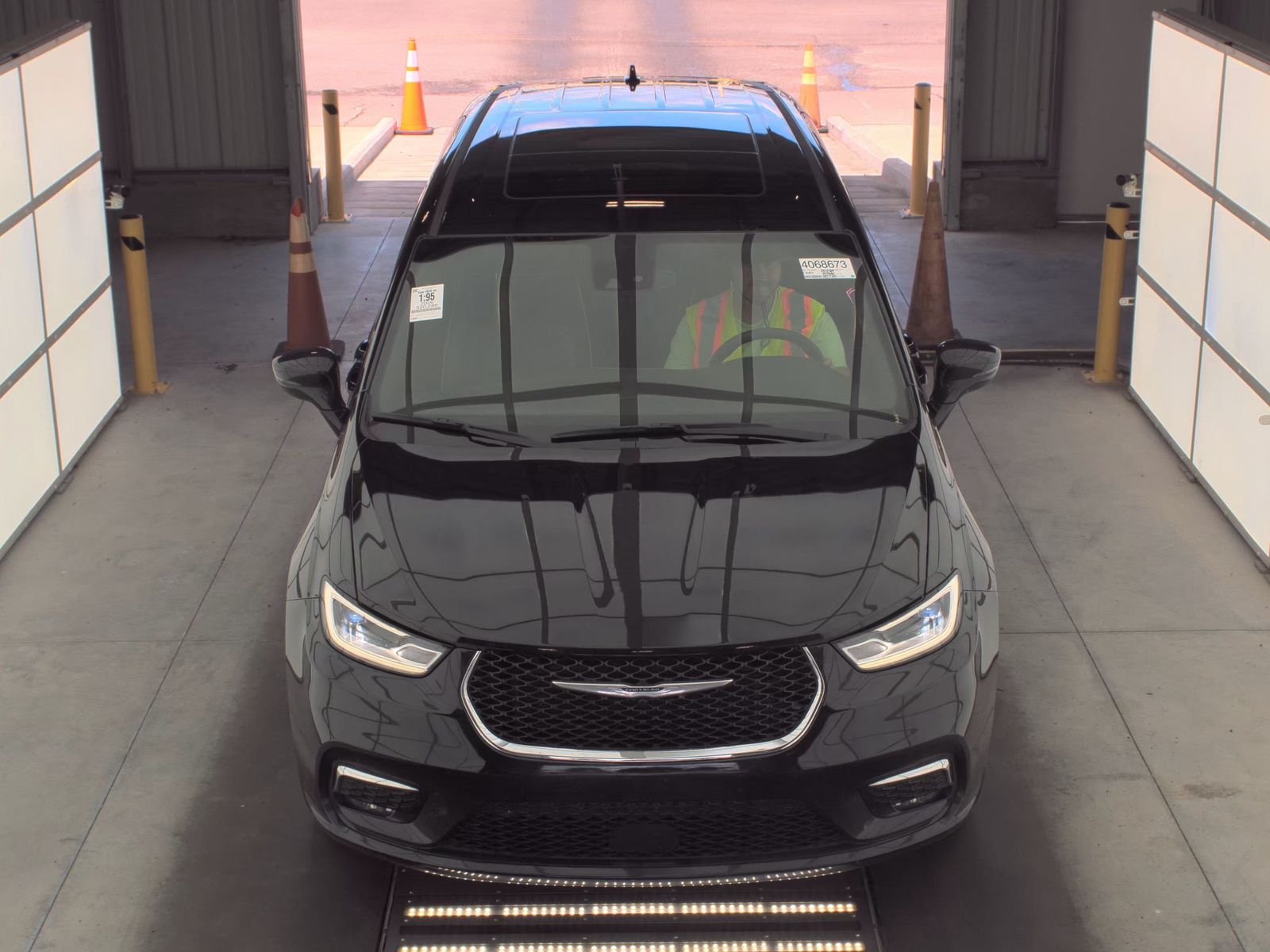 2026 Chrysler Pacifica Limited FWD
