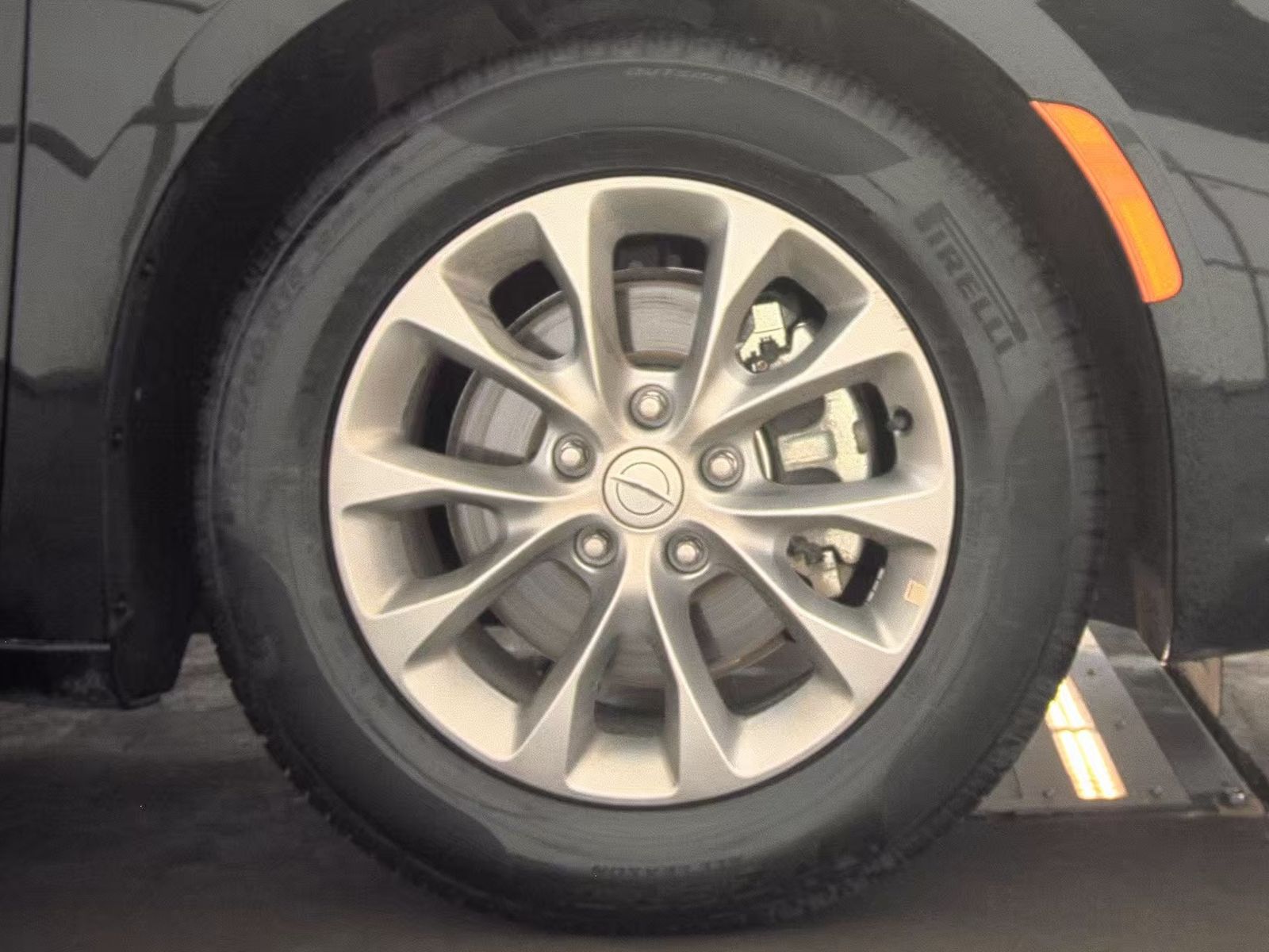 2026 Chrysler Pacifica Limited FWD