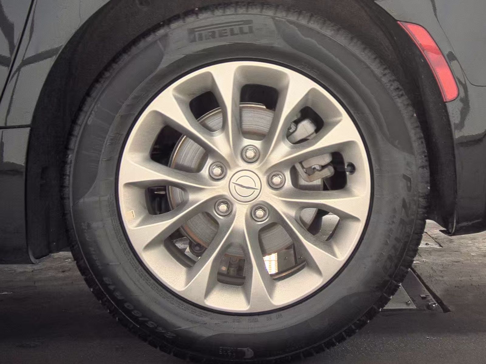 2026 Chrysler Pacifica Limited FWD