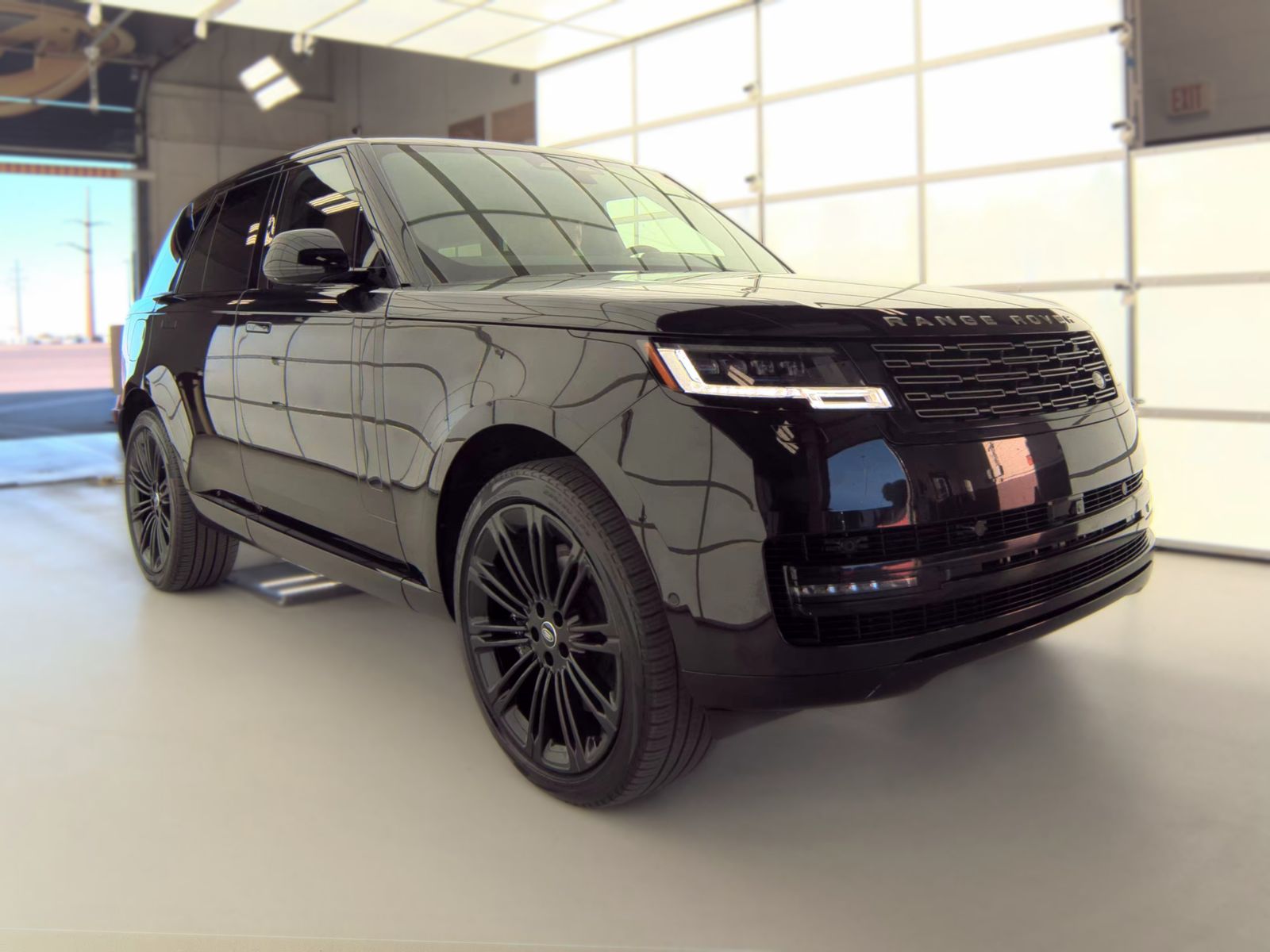 2024 Land Rover Range Rover SE AWD