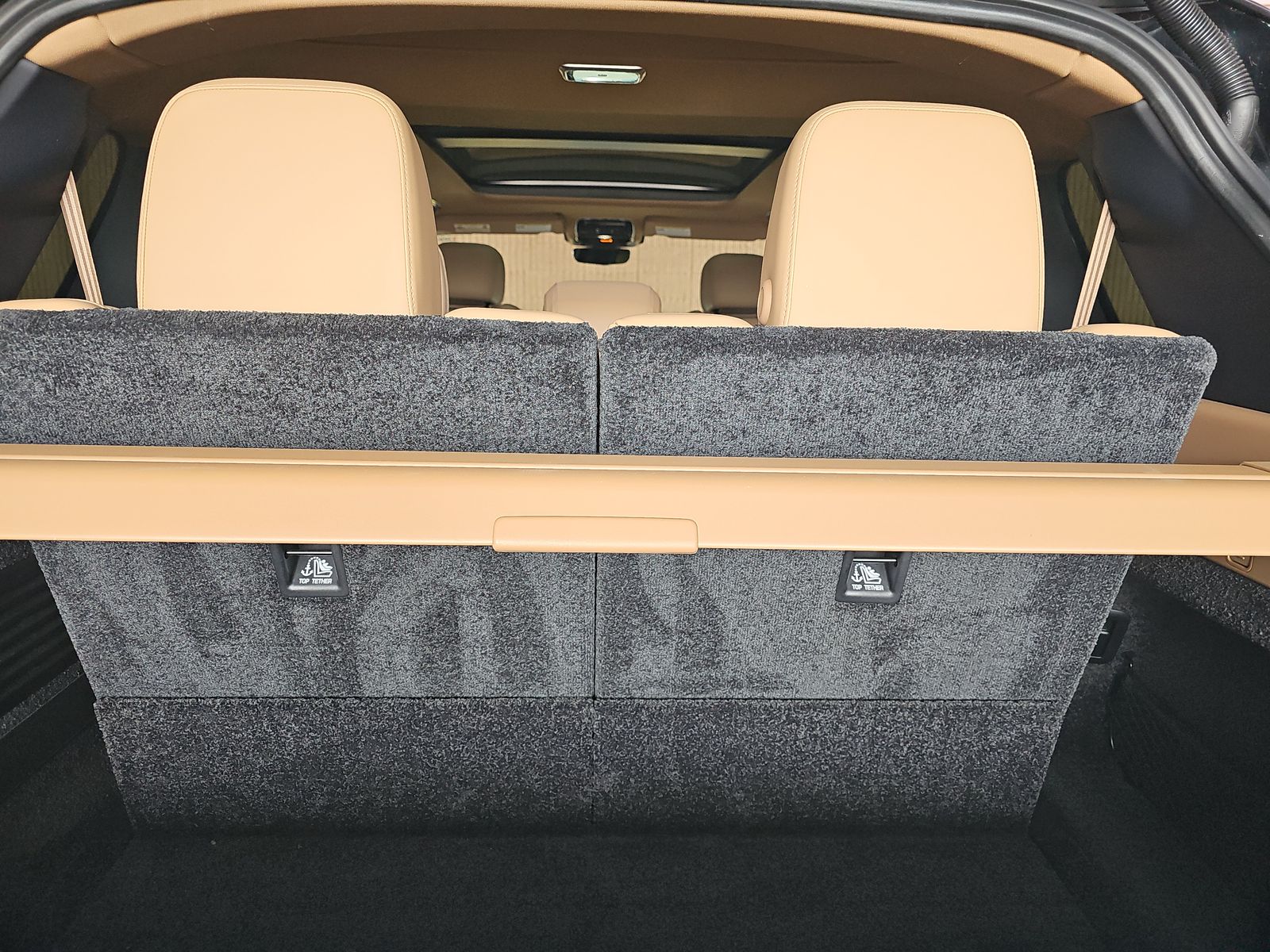2025 Land Rover Range Rover SE LWB AWD