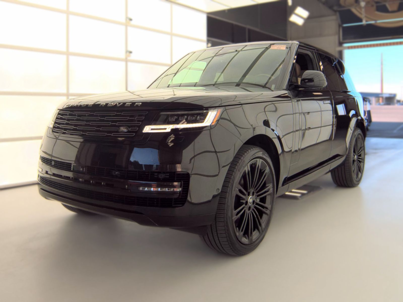 2024 Land Rover Range Rover SE AWD