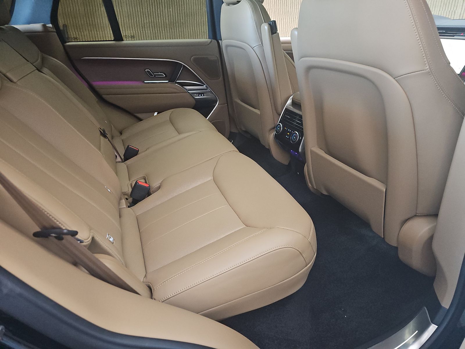 2024 Land Rover Range Rover SE AWD
