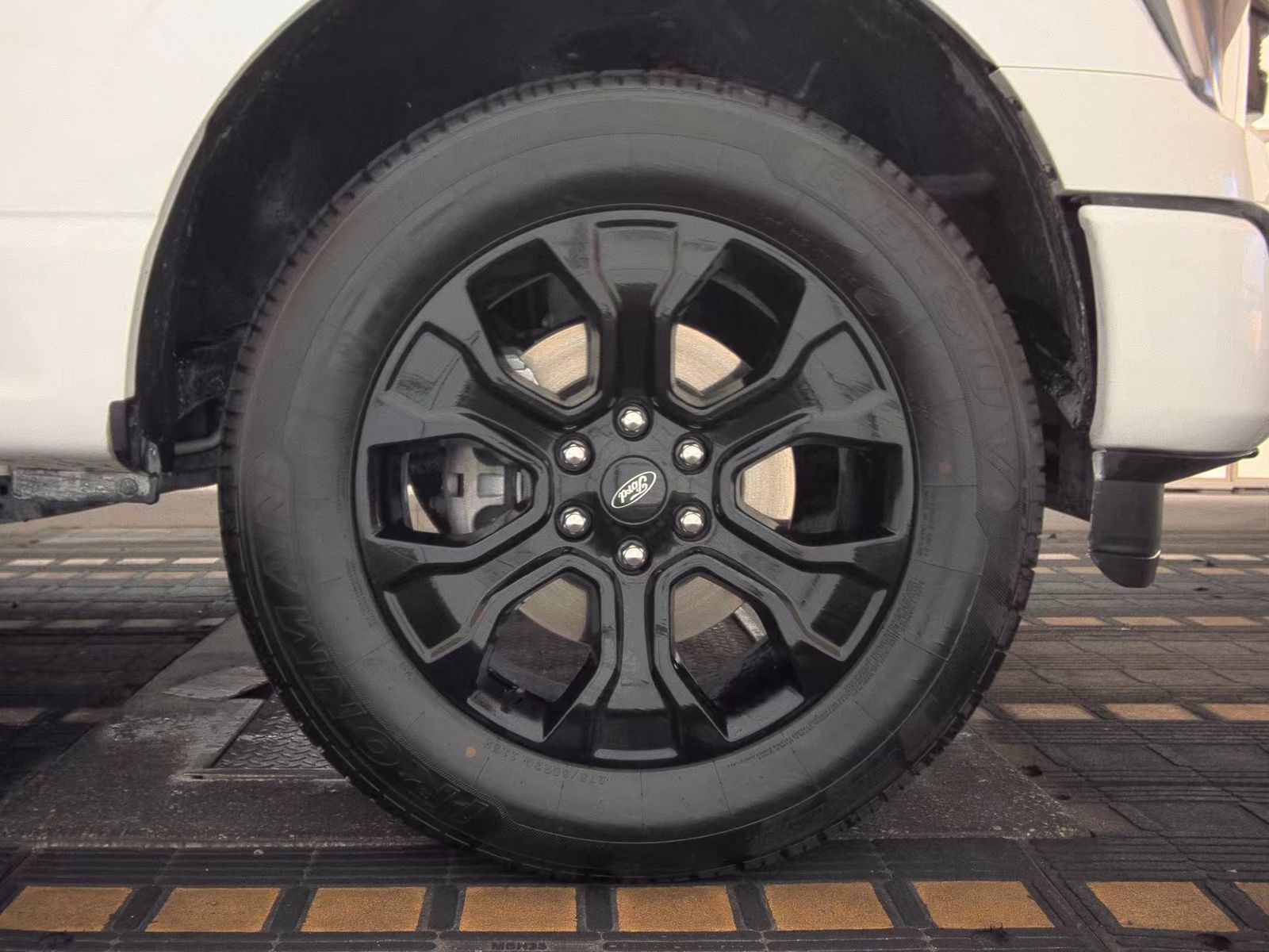 2023 Ford F-150 Hybrid XLT AWD