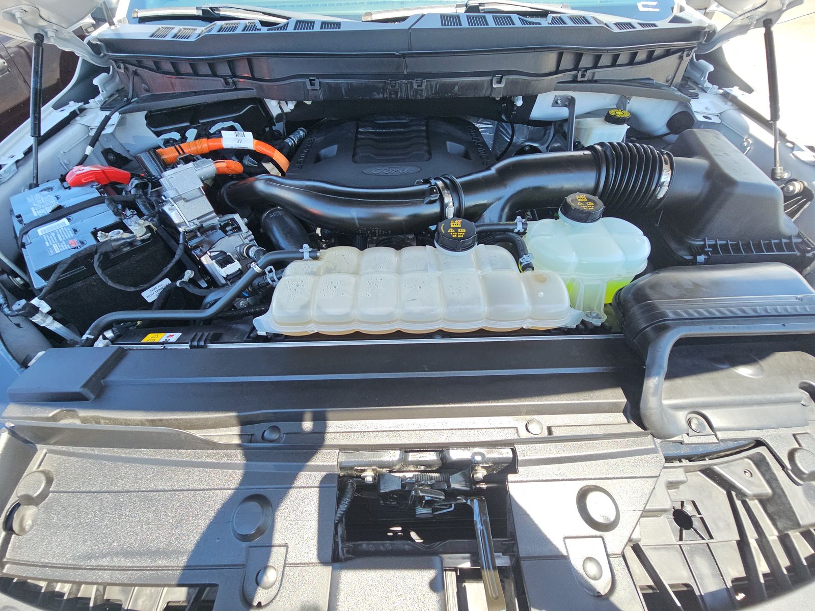 2023 Ford F-150 Hybrid XLT AWD