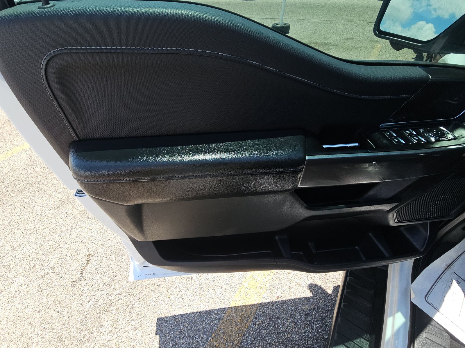 2023 Ford F-150 Hybrid XLT AWD