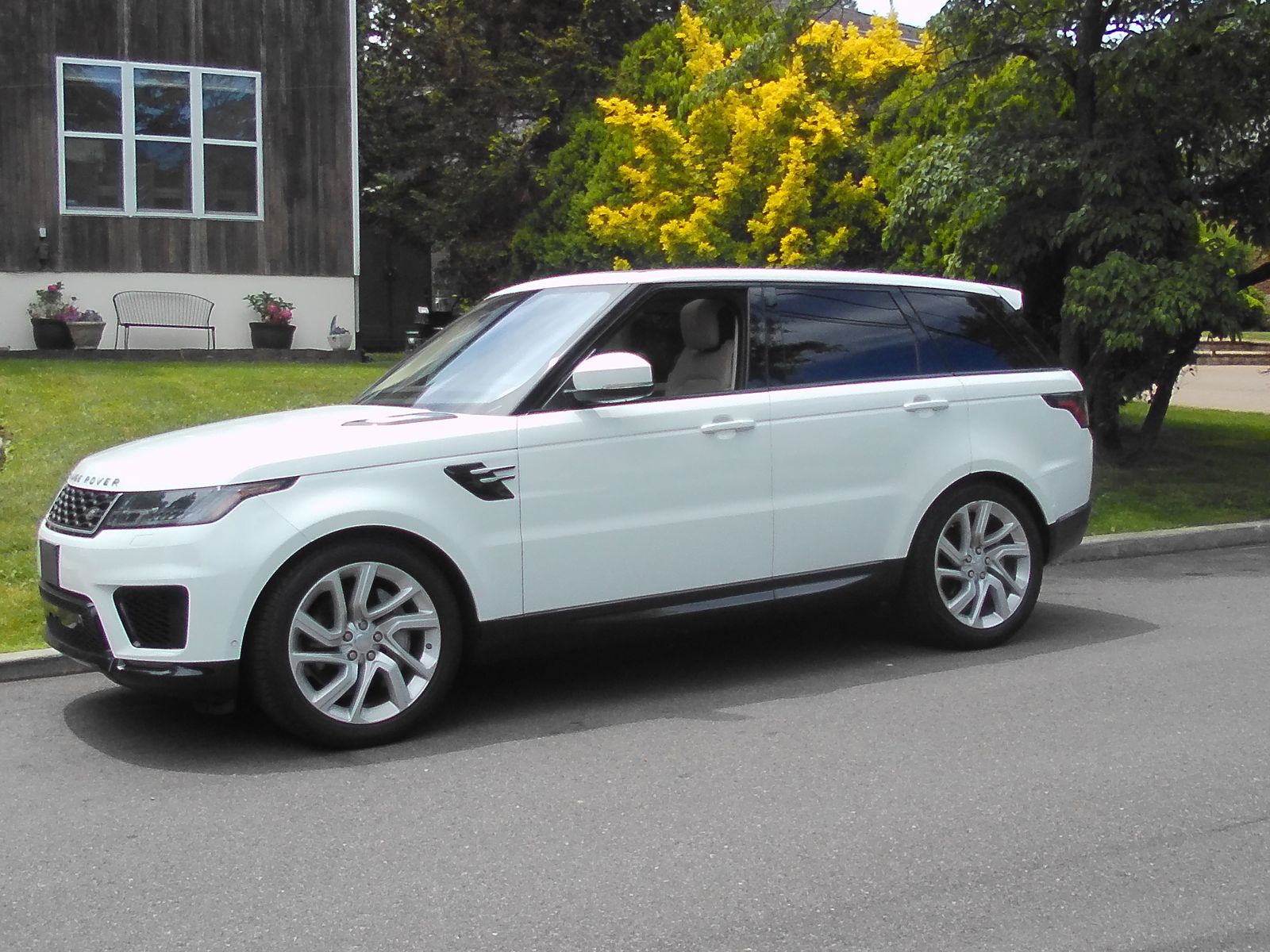 2020 Land Rover Range Rover Sport HSE AWD