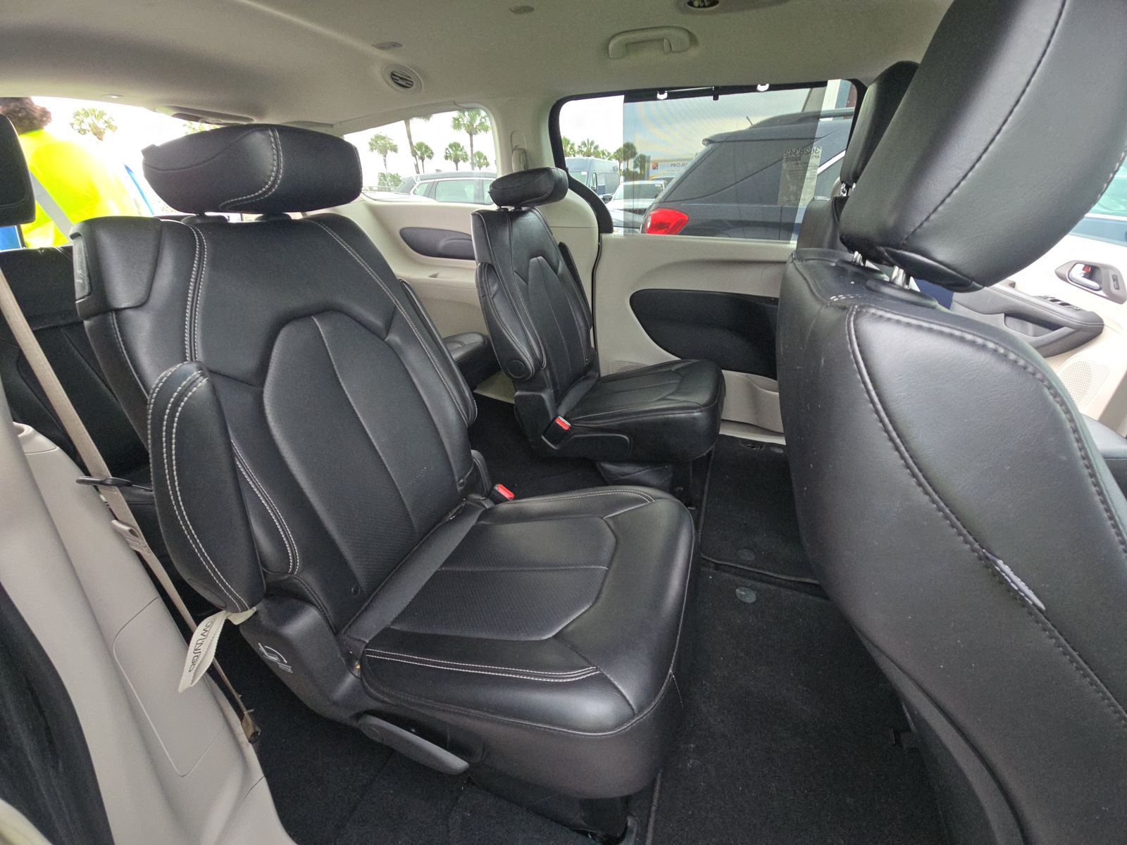 2024 Chrysler Pacifica Touring L FWD
