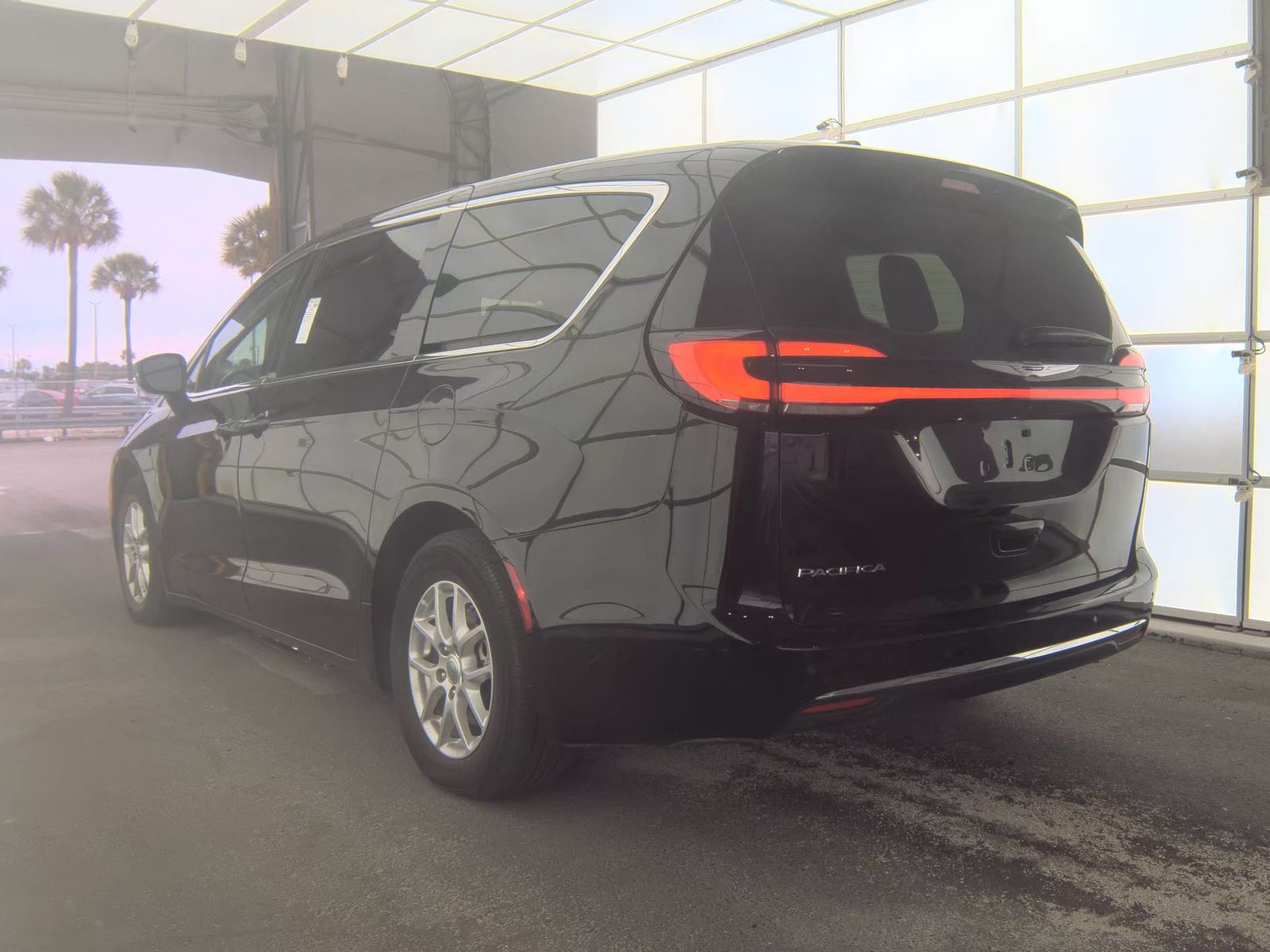 2024 Chrysler Pacifica Touring L FWD