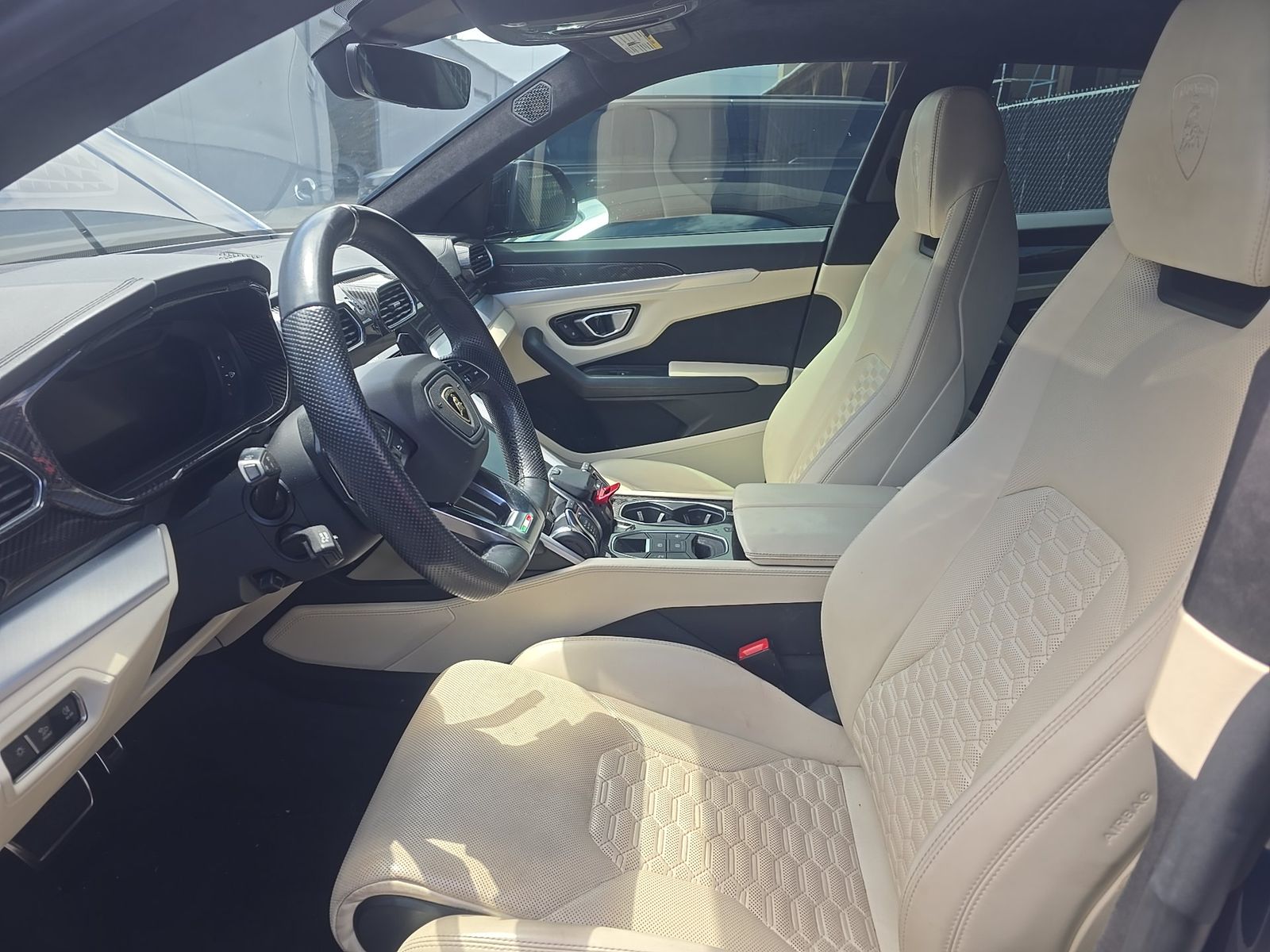 2019 Lamborghini Urus Base AWD