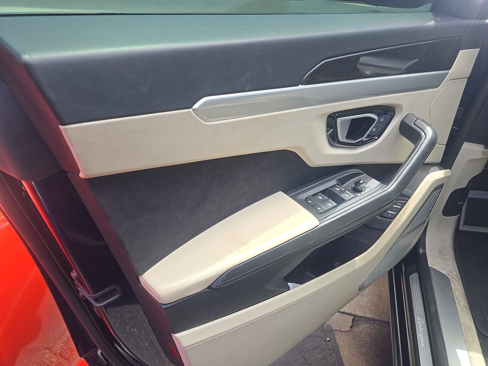 2019 Lamborghini Urus Base AWD