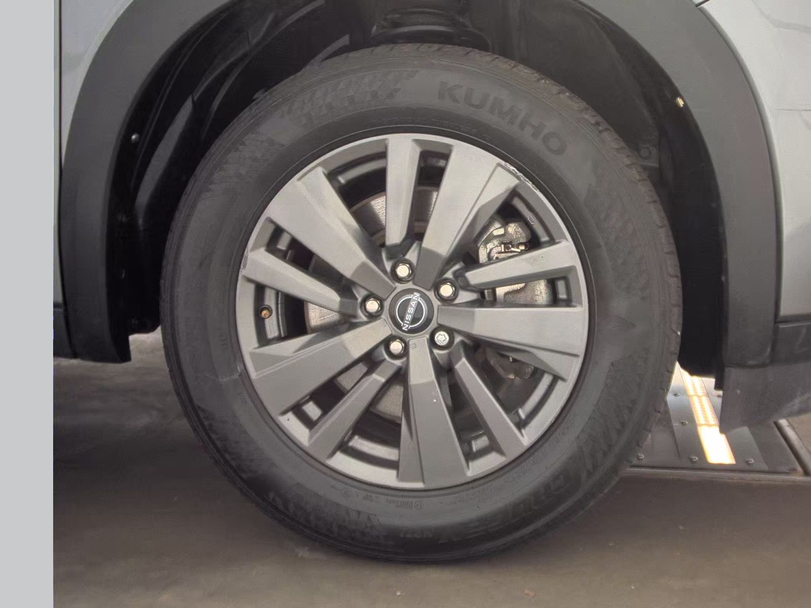 2023 Nissan Pathfinder SV AWD