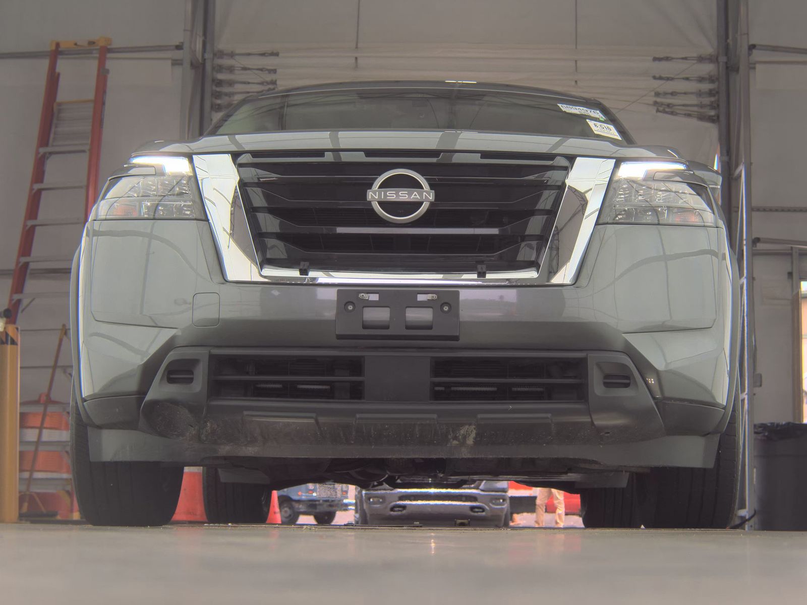 2023 Nissan Pathfinder SV AWD