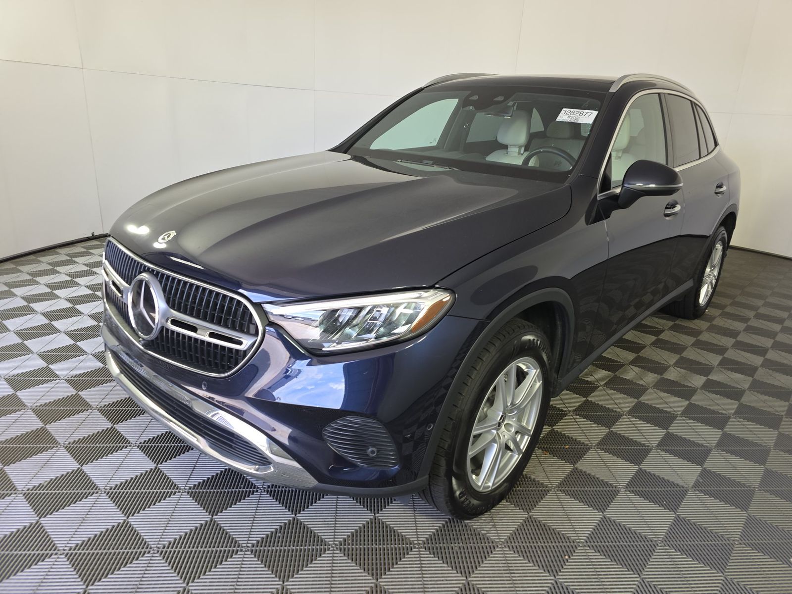 2024 Mercedes-Benz GLC GLC 300 RWD