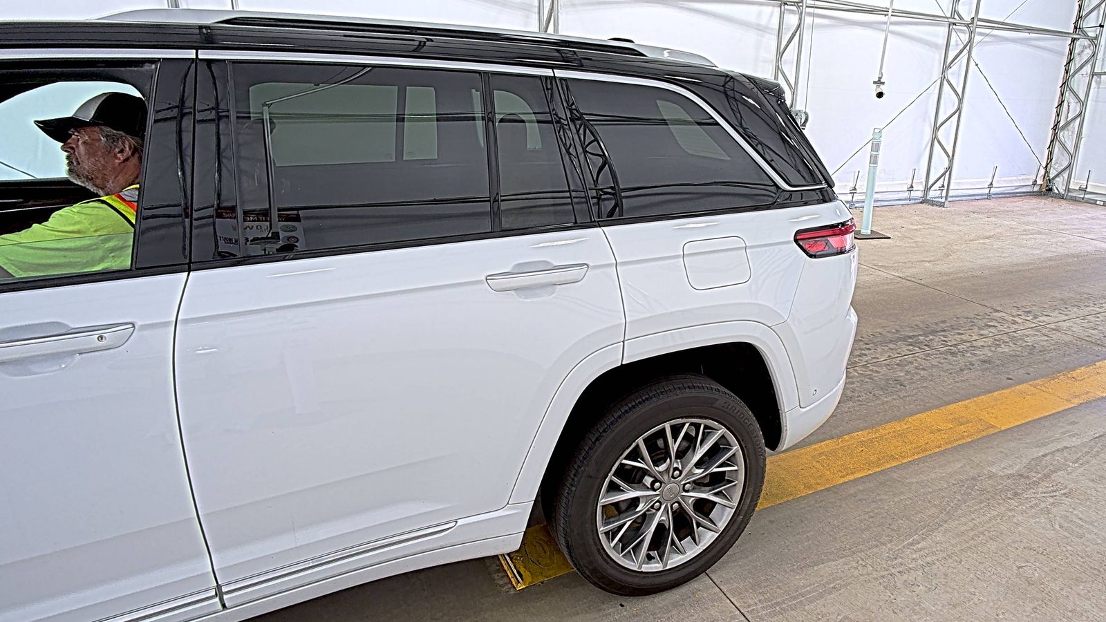 2023 Jeep Grand Cherokee Summit AWD
