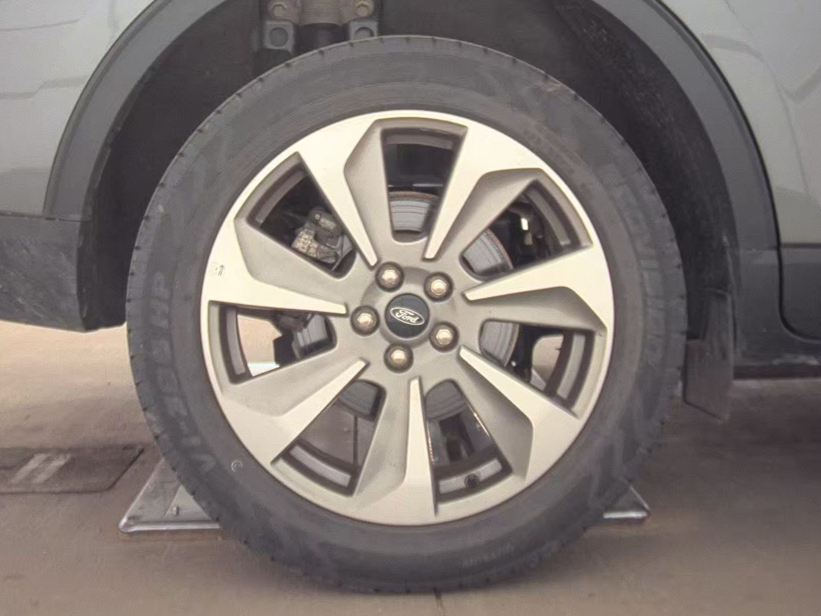 2025 Ford Escape Platinum AWD