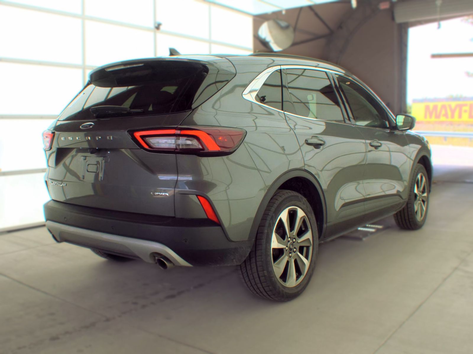 2025 Ford Escape Platinum AWD