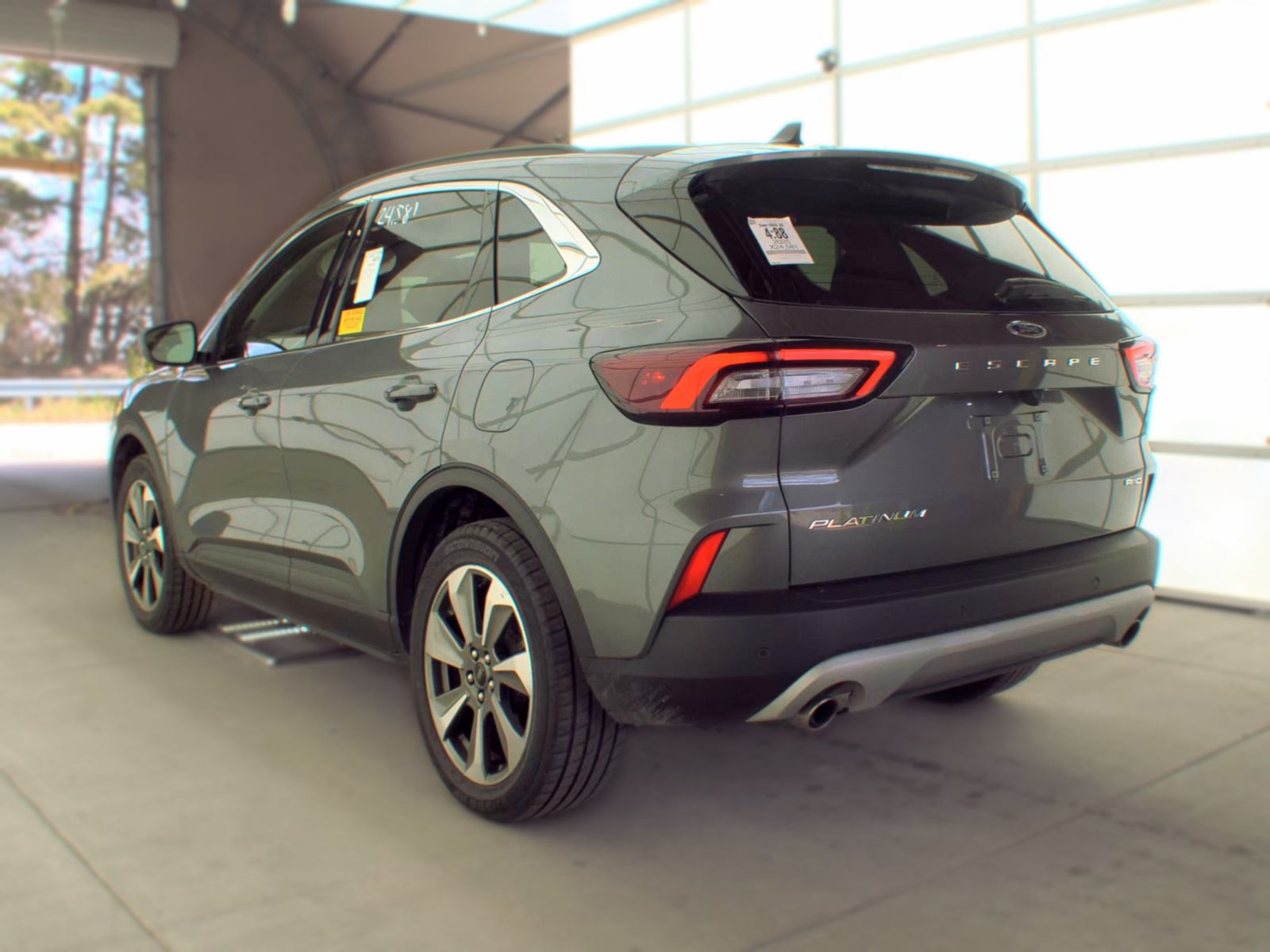 2025 Ford Escape Platinum AWD