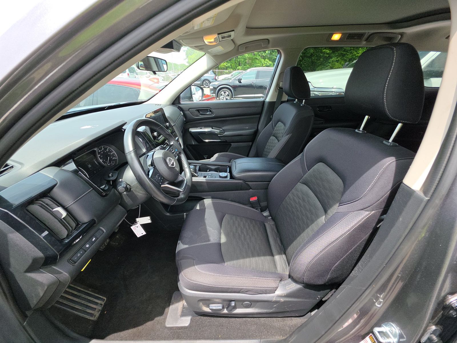 2023 Nissan Pathfinder SV AWD