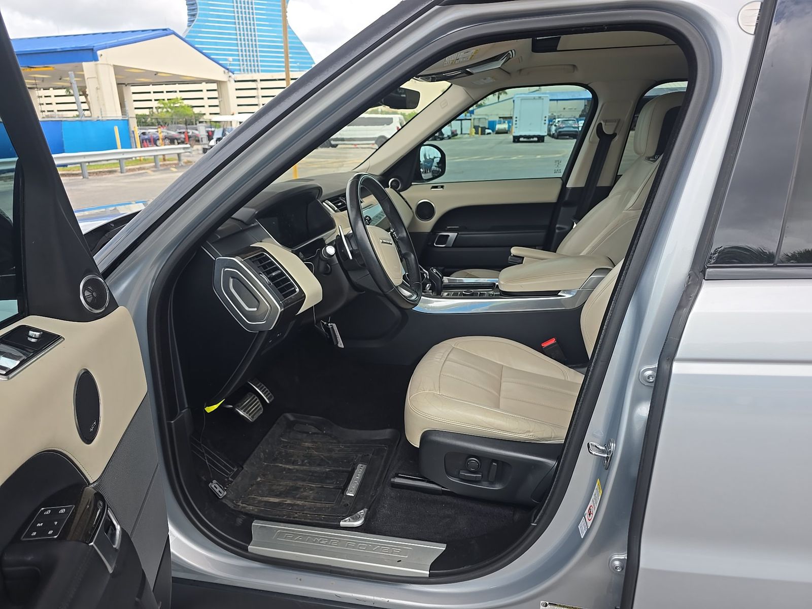2021 Land Rover Range Rover Sport HSE Silver Edition FWD
