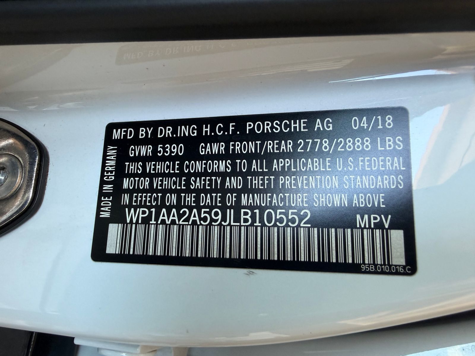 2018 Porsche Macan Base AWD