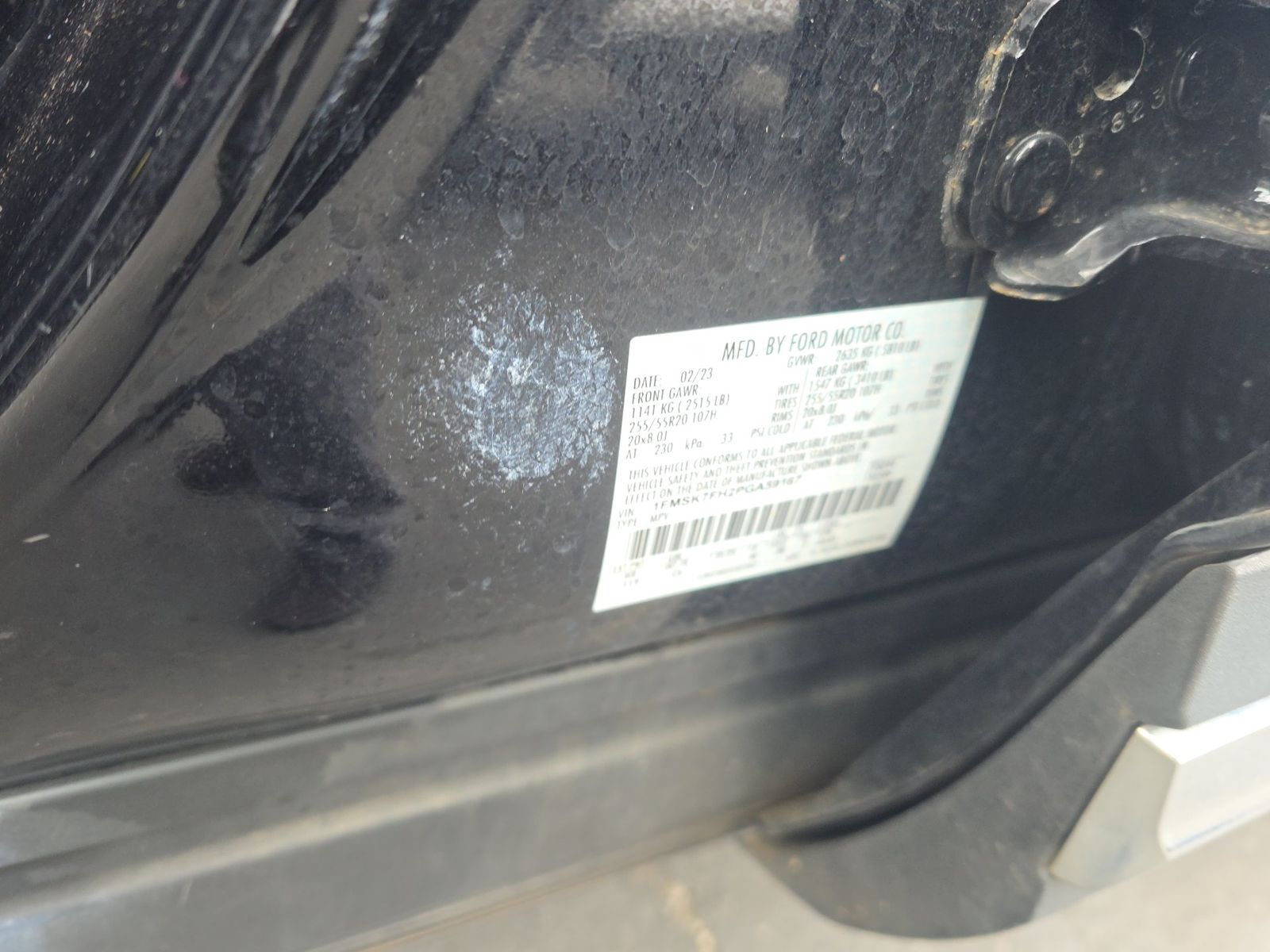 2023 Ford Explorer Limited RWD