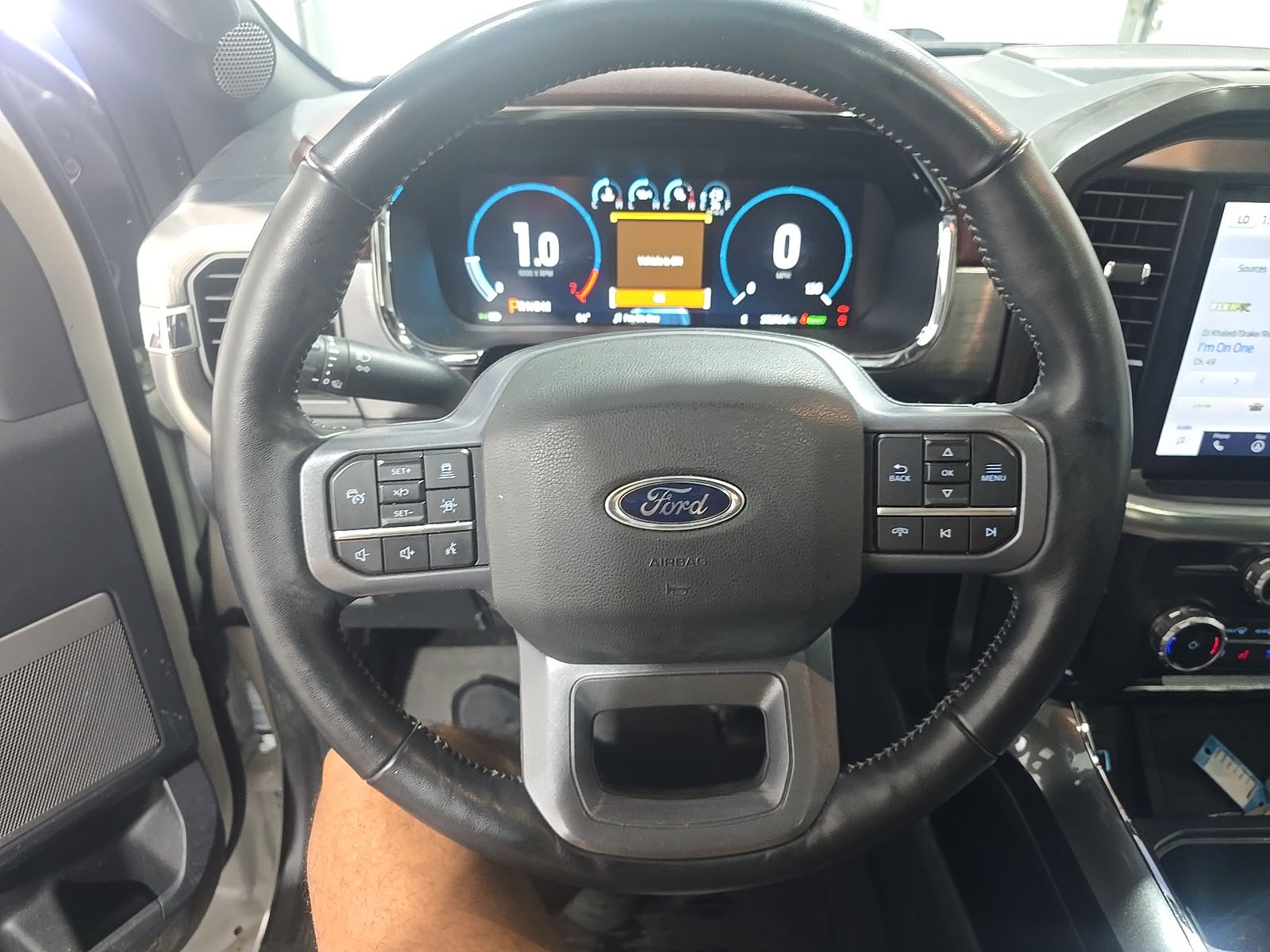 2023 Ford F-150 Hybrid Lariat AWD